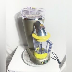 Vintage Margaritaville Frozen Concoction Maker Blender Ice Shaver Tested